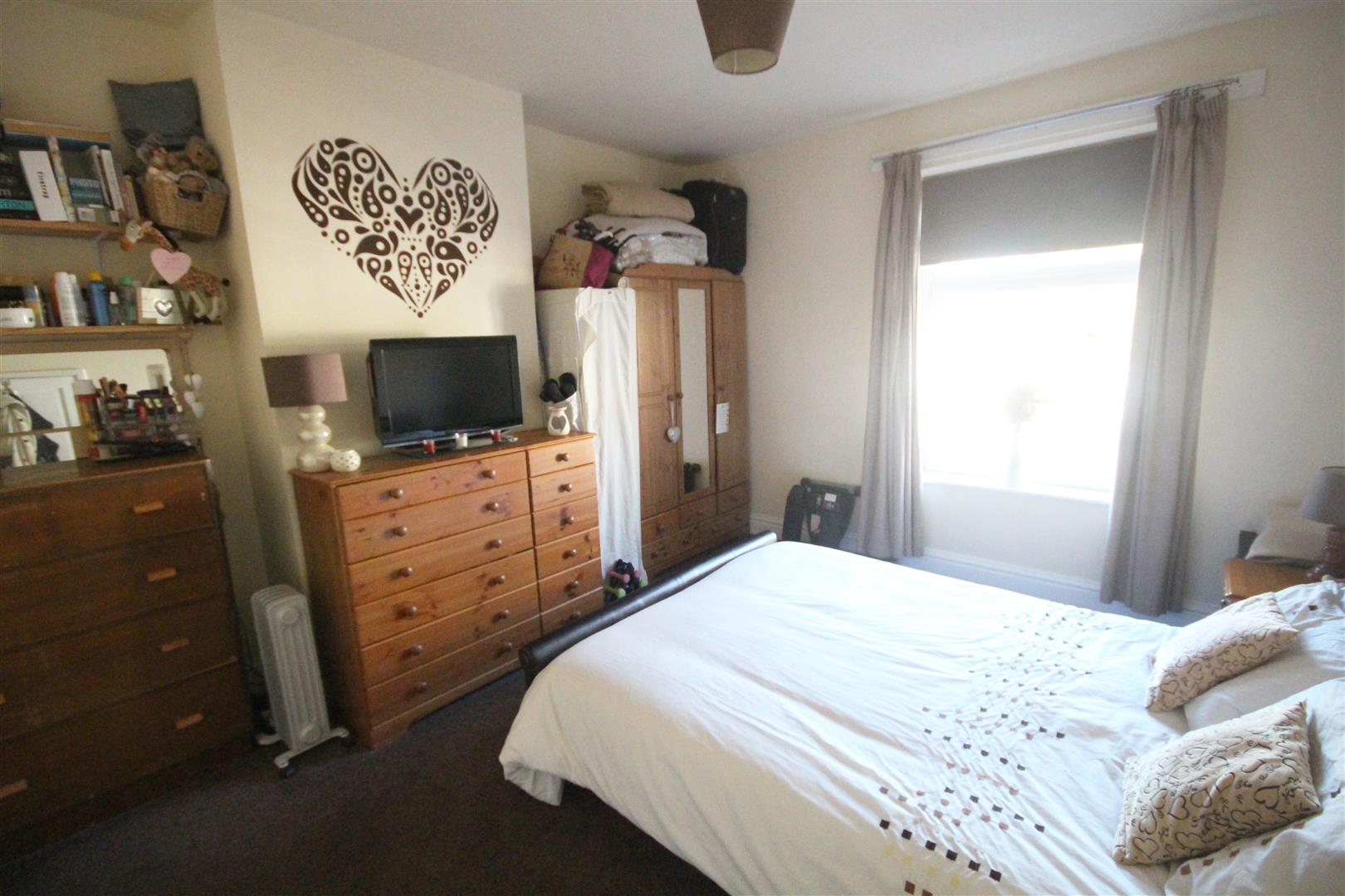 3 bedroom mid terrace house SSTC in Earby - IMG_9528.jpg